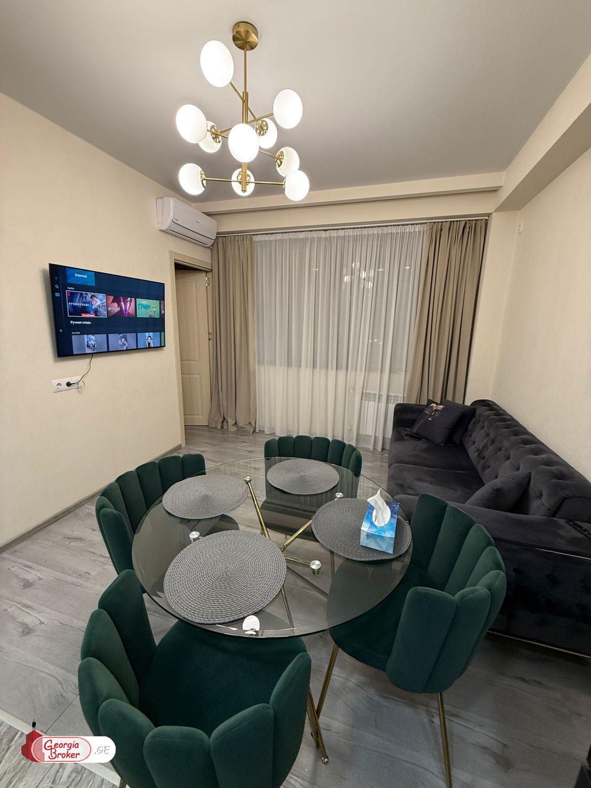 იყიდება ახალი გარემონტებული 2 ოთახიანი ბინა